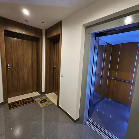 Da Rocha Prime Rezidenz With Garage דירה פורטימאו